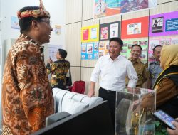 Kunjungan Menteri Supratman ke Posbankum 5 Ilir, Herma Deru : Masyarakat Kini Tidak Perlu Bingung