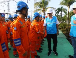PLN Sukses Jaga Terang Malam Natal, Ini Penjelasan Dirut