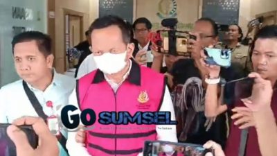 Eks Kadis Perkimtan Palembang Agus Rizal Ditahan Kejari Palembang bersama Seorang Direktur