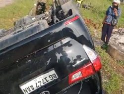 Lakalantas di Jalan Soekarno Hatta Palembang Innova VS Honda Beat, Dua Pemilik Kendaraan Menghilang