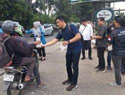 Berbagi Berkah Ramadan, Pengurus POBSI Palembang Bagikan 500 Paket Nasi