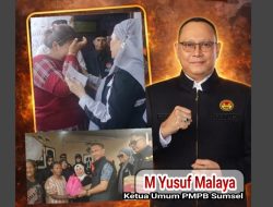 Tangis Haru Korban Kebakaran di Palembang, saat Menerima Bantuan dari M Yusuf Malaya