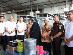 Wako Ratu Dewa dan Kejari Palembang Bantu Eks Napiter Bangkit Lewat Usaha Bakso