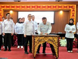 Yustin Kurniawan Zendrato Lantik Fahrie Adianto Jadi Ketua IDCA Palembang