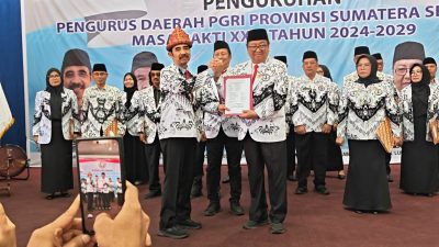 Pengurus Baru PGRI Sumsel Resmi Dikukuhkan, Riza Pahlevi Siap Perjuangkan Martabat Guru