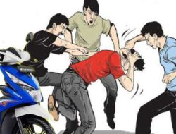 Pelaku Curanmor di Sekip Palembang Babak Belur Dihajar Massa