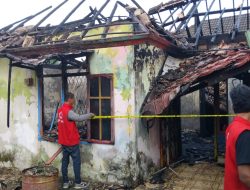 Tiga Bocah di Gandus Terjebak di Dalam Rumah Saat Kebakaran