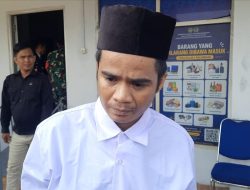 Sujud Syukur Ahmad Terima Remisi di HUT Kemerdekaan RI