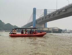 Terjun dari Jembatan Musi IV, Pria Lansia Dilaporkan Tenggelam di Sungai Musi